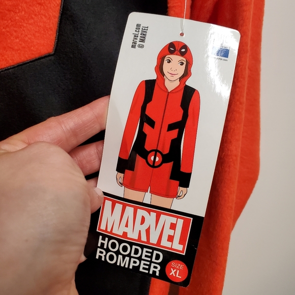 Marvel Deadpool Hooded Zip Up Romper Size XL - Picture 4 of 6
